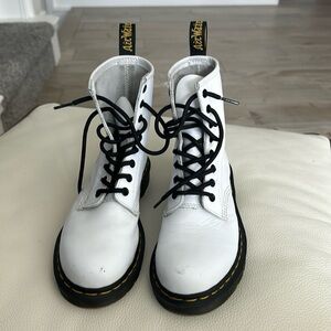 Women’s Doc Martens